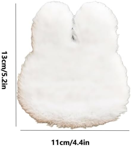 1:12 Scale Miniature Dollhouse Rabbit Rug – Soft White Faux Fur Carpet, Cozy Bedroom & Living Room Accessory for Dollhouse Decoration, Mini Scene Layout, DIY Display & Micro Landscape Décor (B)