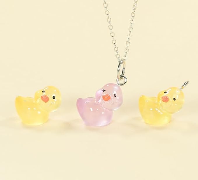 100pcs Mini Resin Duck,15 mm Dollhouse Décor Resin Ducks Glow in The Dark for Aquarium Decor Micro Fairy Garden Landscape Hide,Seek Party Toys,Craft Making and Ornament Scrapbooking (Yellow)