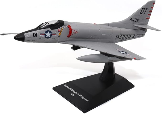 Motor city classics 1:72 Scale Military Diecast Collectible | Mcdonnell Douglas A-4C Skyhawk | Militaria Diecast Model 27291-56