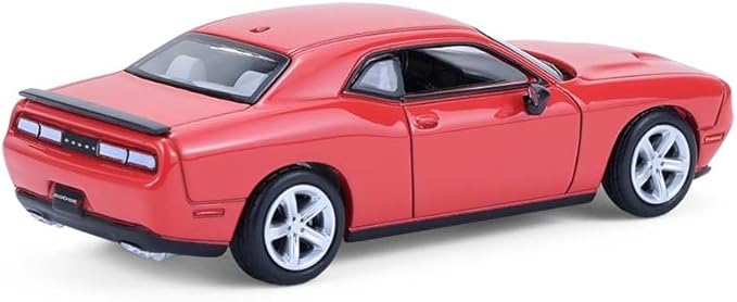 Greenlight Collectibles 13370-D Muscle Series 30-1:64 Scale Diecast Model - 2016 Dodge Challenger RT – Torred