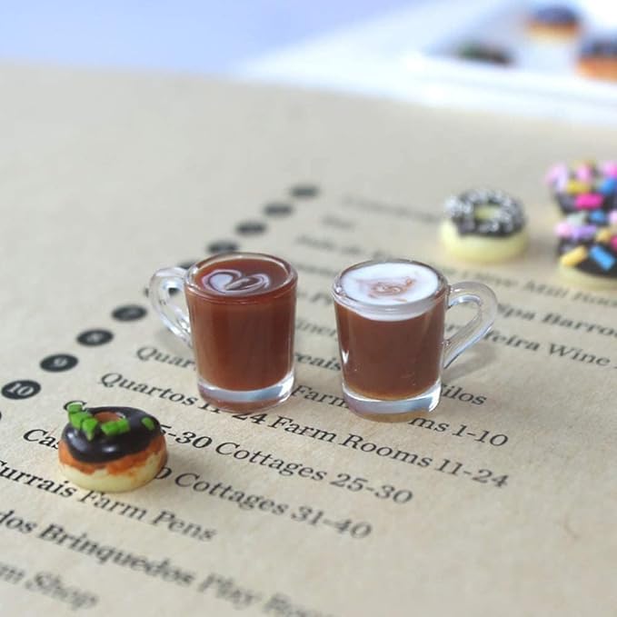 Miniature Coffee Cups Model Dollhouse Ornament Dollhouse Decoration Mini Decor Doll House Accessories Birthday Gifts for Women Friends (Brown)