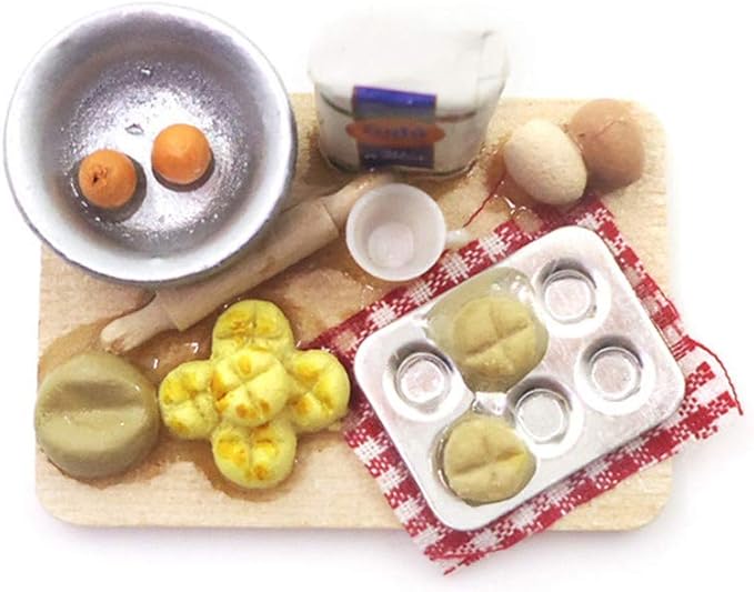 Dollhouse Decoration Accessories, Miniature 1:12 Dollhouse Cute Mini Bread Dish