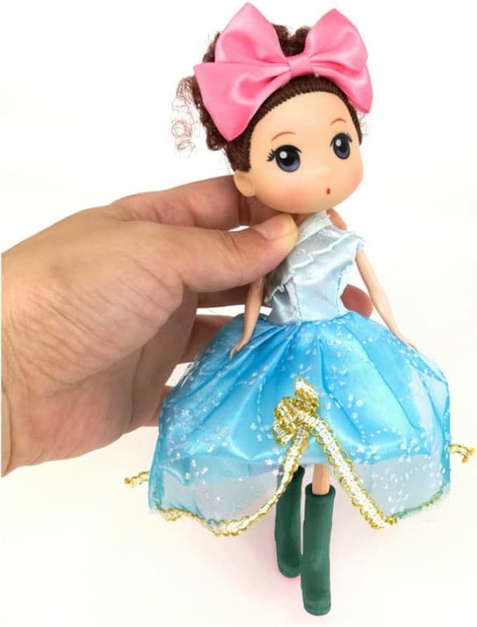 Doll Accessories|Dollhouse Rain Boots Miniature 1:12 Scale Color DIY Mini Rain Shoes Plastic Rainboot Decoration for Doll Dollhouse Accessories, Green