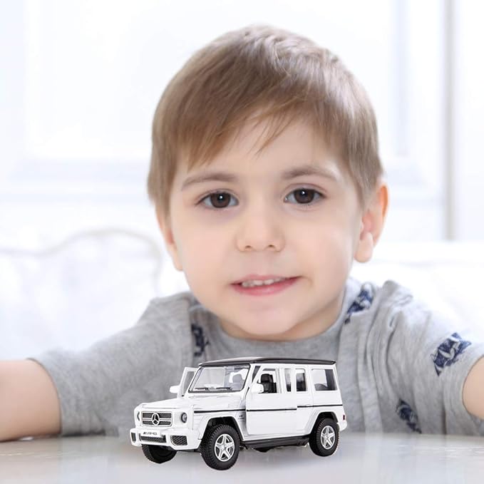 1:36 Scale Benz G63 Car Model for Kids, Alloy Pull Back G Wagon Vehicles Toy Car for Toddlers Kids Boys Girls Gift (White)