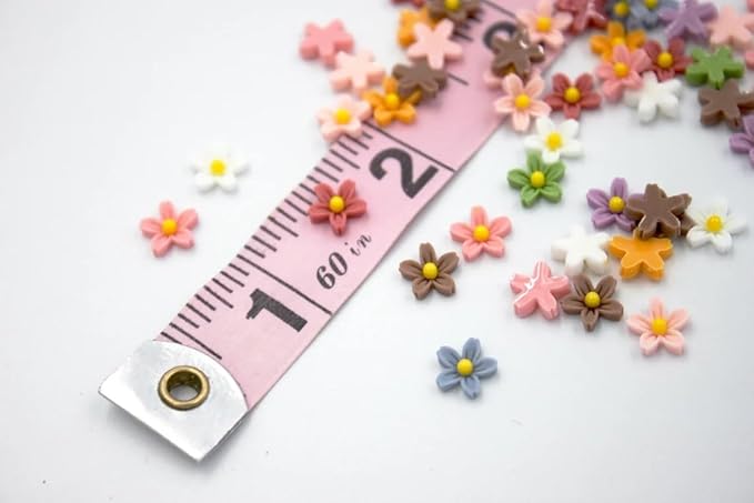 Micro Resin Daisy Blooms, Dollhouse Miniature Polyresin Flowers, Terrarium Fairy Garden Dollhouse, Terrarium, Zen Garden, Fairy Garden (50 PCS)