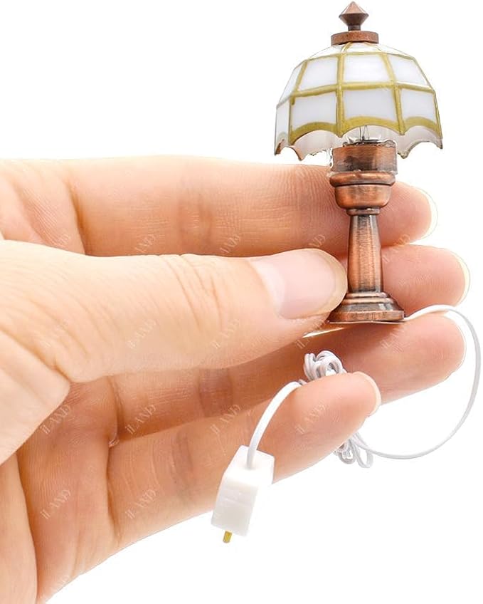 iLAND 1/12 Scale Accessories of Dollhouse Lights, Classic Miniature Lamp for Dollhouse Decoration, Elegant White Lattice Table Lamp w/Plug