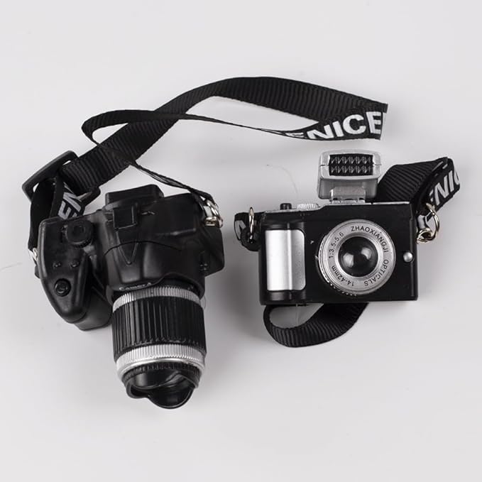 Miniature Camera 1:4 Scale Mini Prop Ornament Vintage Model Mini Decoration Accessories Photography Props