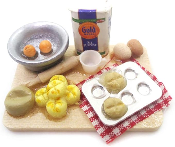 Dollhouse Decoration Accessories, Miniature 1:12 Dollhouse Cute Mini Bread Dish