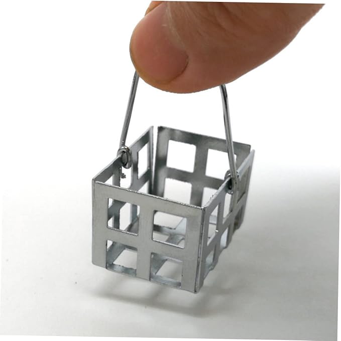Milisten 8pcs Mini Metal Creative Miniature House Adornment Lightweight Safe Metal Material for Dollhouse Decor Playtime Accessories
