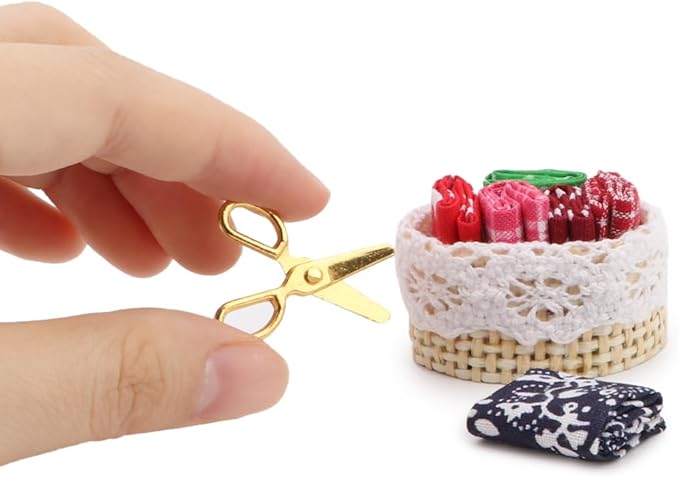 Dollhouse Accessories Miniature Sewing Tool Kit 1:12 Sewing Room Accessories Sewing Basket Simulation Model Dollhouse Decorations (C)