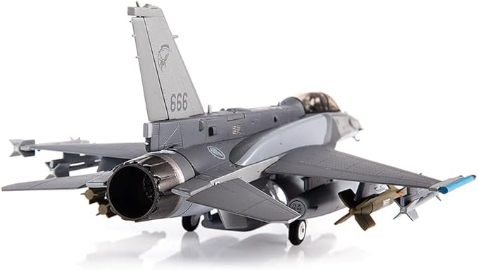 Motor city classics 1:72 Scale Diecast | F-16D Fighting Falcon Republic of Singapore Air Force, 145th Fighter Squadron, 2015 | JCW-72-F16-019 | JC Wings