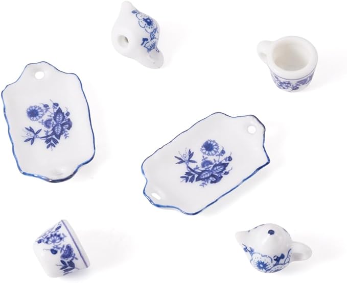 6Pcs Ceramic Tea Set Decorations Blue and White Porcelain 3D Miniature Model Ornaments Tea Cup Teapot Tray Plate Dollhouse Micro Landscape Decoration Garden Home Decor Accessories