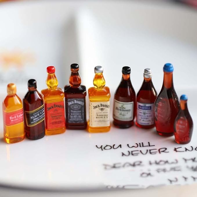 Juland 24PCS Miniature Mini Beer Drinks Decoration Glass Mixed Wine Resin Sets Simulation Instant Model Scene Tableware – Random Pattern CH3