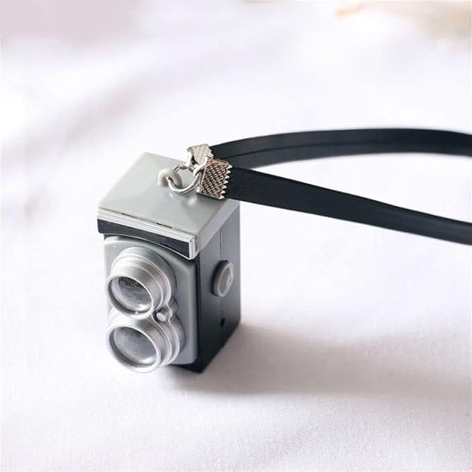 1:4 Scale Mini Miniature Camera Prop Ornament Vintage Model Mini Decoration Accessories Photography Props (C)