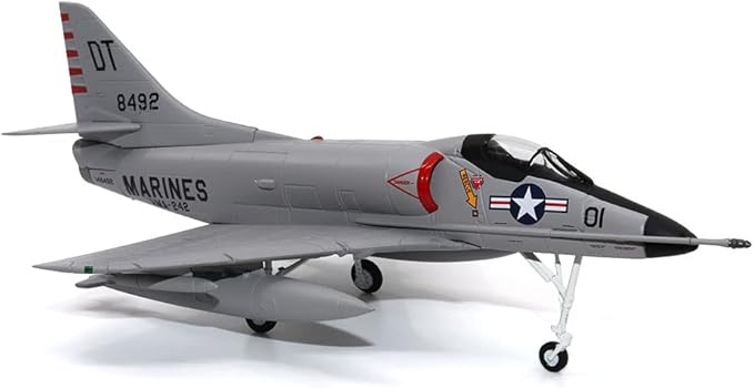 Motor city classics 1:72 Scale Military Diecast Collectible | Mcdonnell Douglas A-4C Skyhawk | Militaria Diecast Model 27291-56