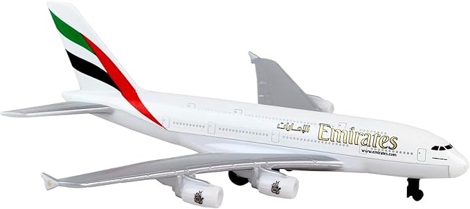 Daron Toy Airplane RT9904 – Emirates A380 – Die-Cast Metal Model Airplane Toy with Plastic Parts for Kids Ages 3+