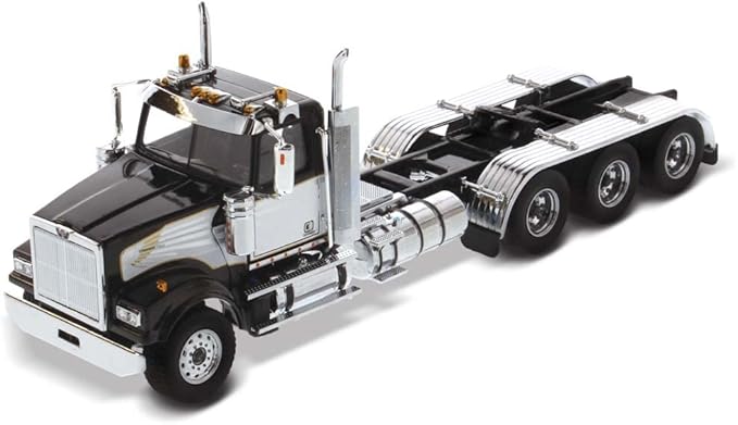 Diecast Masters 1/50 Western Star 4900 SF Day Cab Tridem Tractor 71066