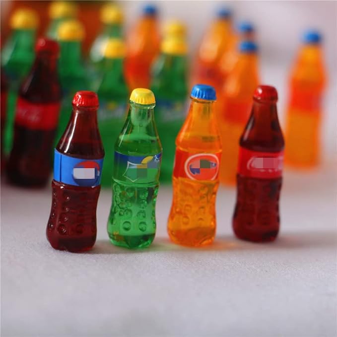 Dollhouse Decoration Accessories, 1:12 Dollhouse Ornament 4 Pcs Mini Simulation Bottled Cola Soda Drink
