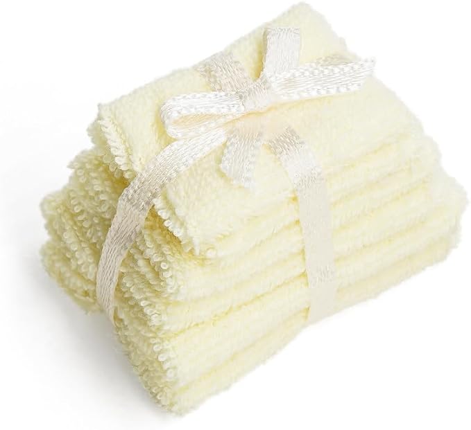 Odoria 1/12 Miniature Bathroom Towels Dollhouse Accessories Decoration, Yellow