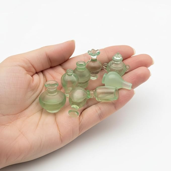 Dollhouse Decorative Accessories Miniature Translucent Decor Dollhouse Accessories Transparent mini Figurines Crystal Style Miniature Ornaments Resin Tiny Decorative Items 9 Pieces