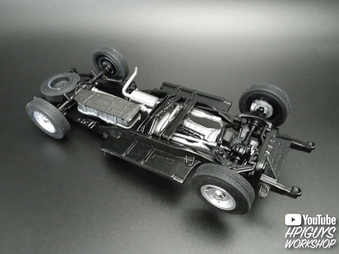 AMT 1997 Ford F-150 4x4 Pickup 1:25 Scale Model Kit