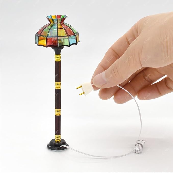 iLAND 1/12 Scale Accessories of Dollhouse Lights, Classic Miniature Lamp w/Plug for Dollhouse Decoration, Mosaic Lattice Floor Lamp w/Plug