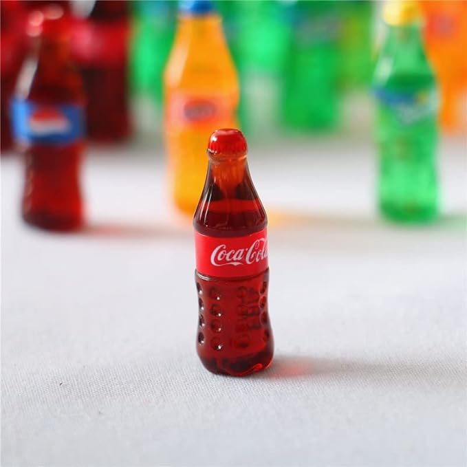 Dollhouse Decoration Accessories, 1:12 Dollhouse Ornament 4 Pcs Mini Simulation Bottled Cola Soda Drink
