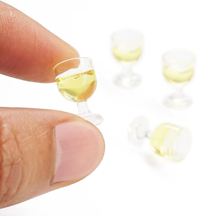 Odoria 1/12 Miniature Wine Glasses 12Pcs Dollhouse Decoration Accessories, White Wine