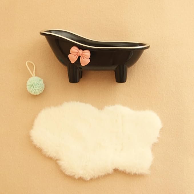 Minamzee Dollhouse Bathtub, 1:12 White Miniature Bathtub with Blue Bath Ball and Carpet, Dollhouse Bathroom Furniture for Home Decor Accessory