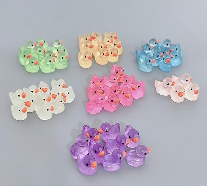 100pcs Mini Resin Duck,15 mm Dollhouse Décor Glow in The Dark for Aquarium Decor Micro Fairy Garden Landscape Hide,Seek Party Toys,Easter Basket Stuffer, Gift for All Ages (White-Duck)
