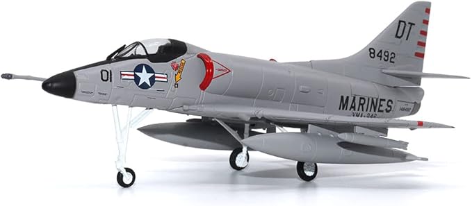 Motor city classics 1:72 Scale Military Diecast Collectible | Mcdonnell Douglas A-4C Skyhawk | Militaria Diecast Model 27291-56