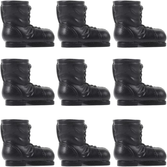 PRETYZOOM 10pcs Christmas Miniature Santa Boots for Craft, Tiny Santa Claus Boots for Small Jewelry and Ornaments Making, Dollhouse Decoration, Christmas Party Favors - 2.7x6x5cm
