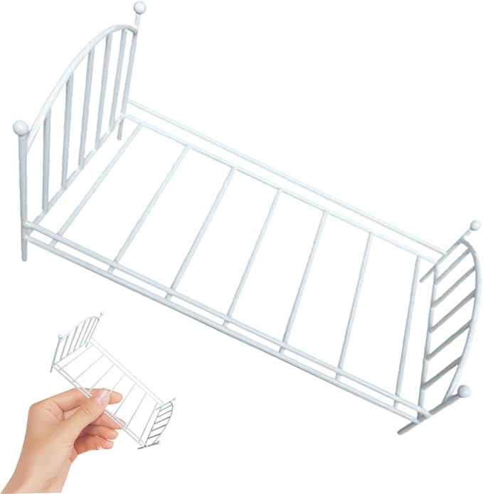 Dollhouse Bed, 1/12 Scale Miniature Metal Single Bed, Vintage Doll Bed, Dollhouse Furniture for Doll House Decoration (White)