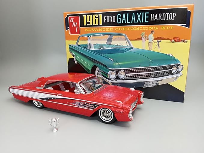 AMT - 1961 Ford Galaxie Hardtop (AMT1430)