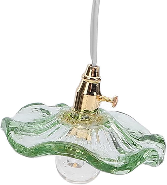 Dollhouse Chandelier, Miniature Chandelier Miniature Lamp Props Micro Decoration Scene Accessories Dollhouse Ceiling Lamp for Home Decor (Green)