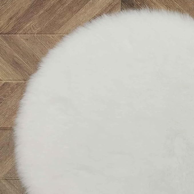 Round Dollhouse Mini Carpet, White Fluffy Rug, 4.33 Inch Diameter, Lightweight Decor for 1/12, 1/8, 1/6 Scale Miniatures (Khaki)