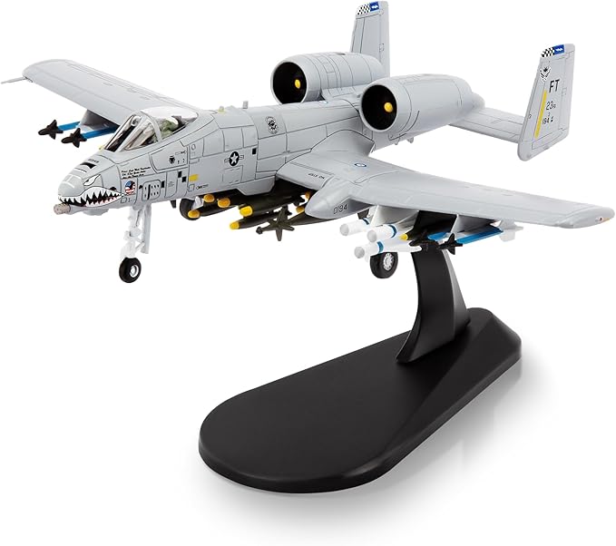 HANGHANG 1/100 A-10 Thunderbolt II Warthog Attack Plane（Painted Version） Metal Fighter Military Model Diecast Plane Model for Collection and Displays