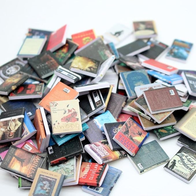 200pcs Mini Books Miniatures Dollhouse Books,1:12 Miniature Book Model for Anxiety Bookshelf Dollhouse Decor DIY Creative Decorations