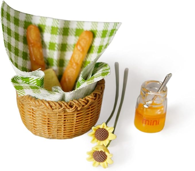 Miniature Food Dollhouse Accessories Garden Decor 1:12 Scale Bread Honey Picnic Basket Cloth Flowers 9PCS Garden Decoration Mini Room Display Props Model (Green Picnic Cloth)