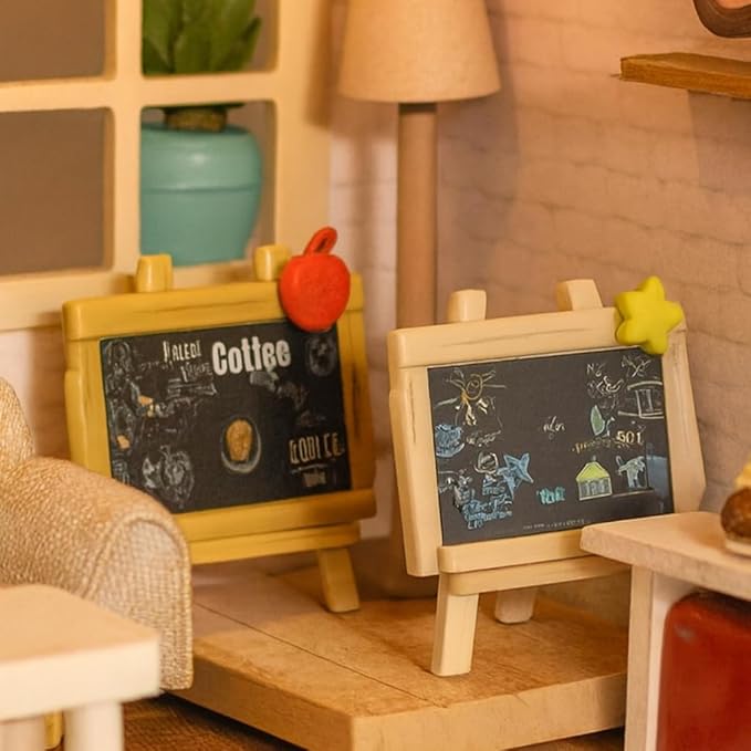 Miniature Chalkboard Set for Dollhouse – Decorative Blackboard with Star & Apple Design, DIY Writable, Holiday & Café Theme