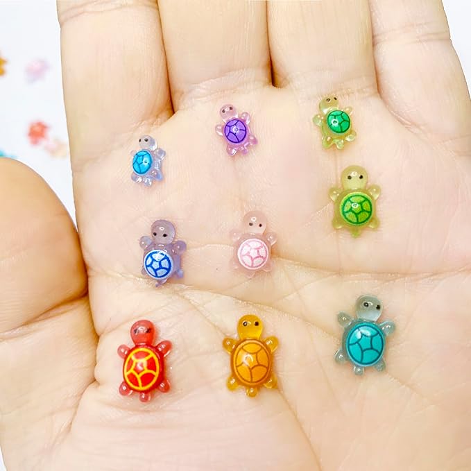 150PCS Mini Turtles Family Figurines Luminous Tiny Resin Animals Tiny Turtles for Dollhouse Fairy Garden Micro Moss Landscape Home Decor, 3 Sizes and 10 Colors (3 Sizes Turtles)