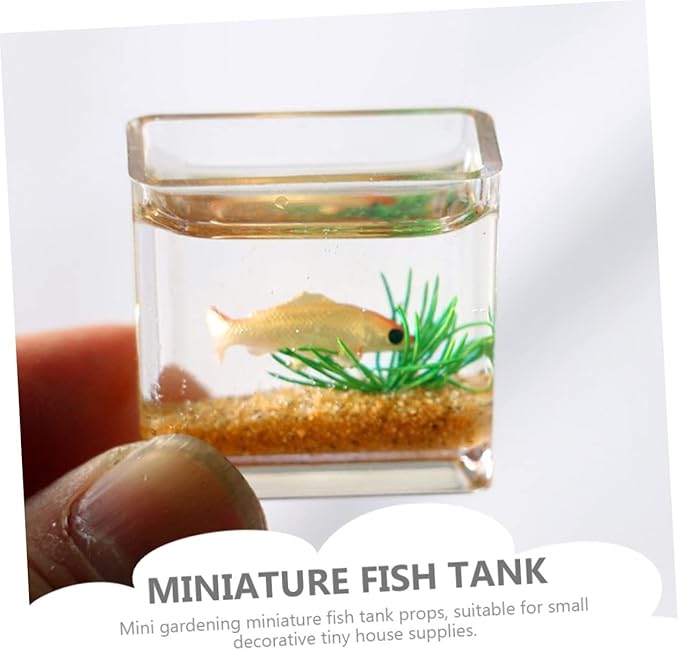 OATIPHO 2pcs Miniature Fish Bowl Decor Wear-Resistant Dollhouse Accessories for Tiny Aquarium Scenes Shapes Random and House Decoration