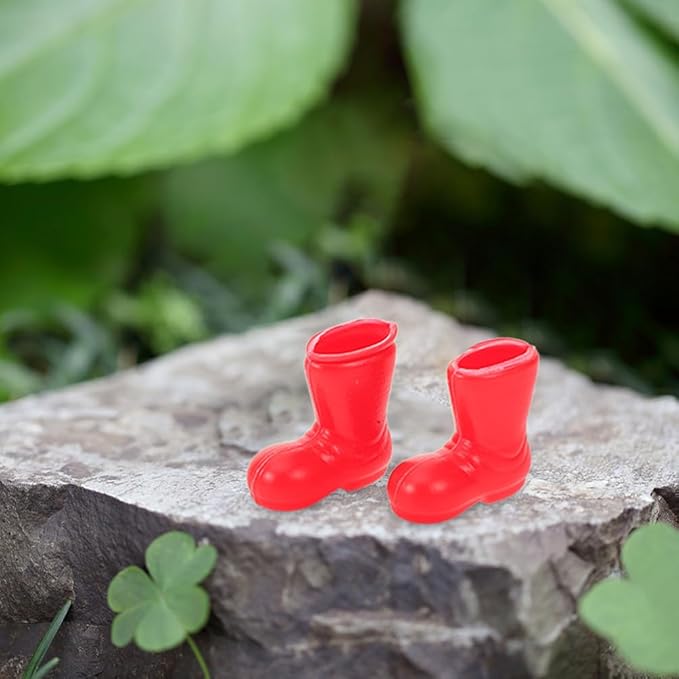 BESPORTBLE Mini Santa Claus Shoes 100 Pcs of Santa Boots, Mini Shoes Model for Crafts Christmas Dollhouse Table Centerpiec Decorations, Red