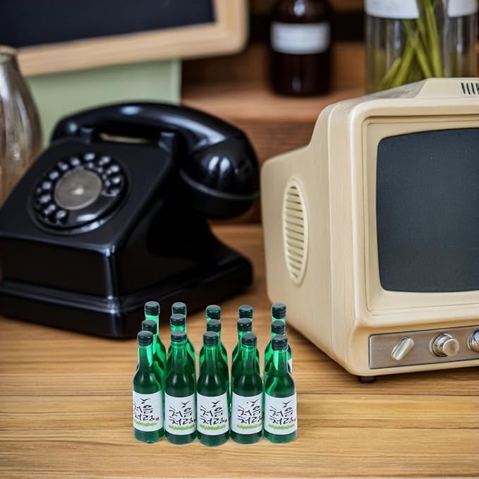 Totority Mini Korean Rice Wine Bottles Realistic Simulated Soju Bottles with Cork for Dollhouse Mini House D Cor Photo Props and Desktop Decoration
