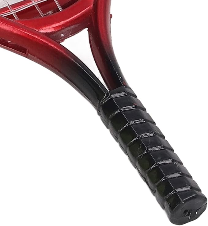 Aqur2020 1:12 Miniature Tennis Racket Set, Bright Colors, Vibrant Decoration, Dollhouse Tennis Racket Ball Set for Role Playing and Photo Prop, Not Easy to Fade or Damage. Plastic Material