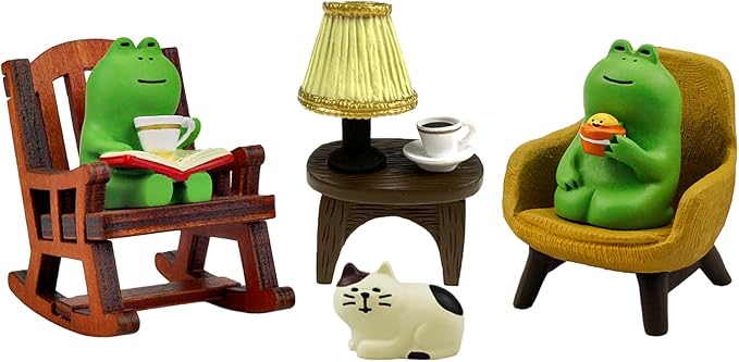 Miniature Frog Figurines Statue, Adorable Frog Collectibles for Desk and Bedroom Decor, Perfect Indoor Home Decorations and Gifts