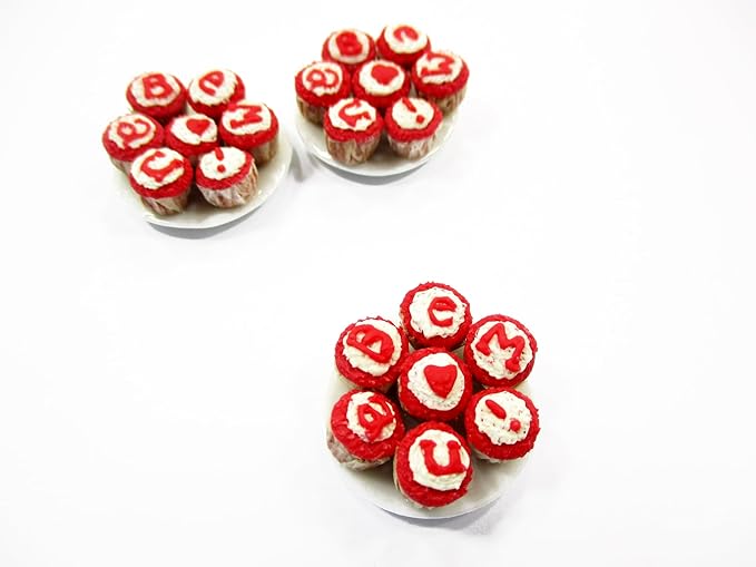 Dolls House Miniature Food Plate Valentine Cup Cake Handmade Supply Charms 13687