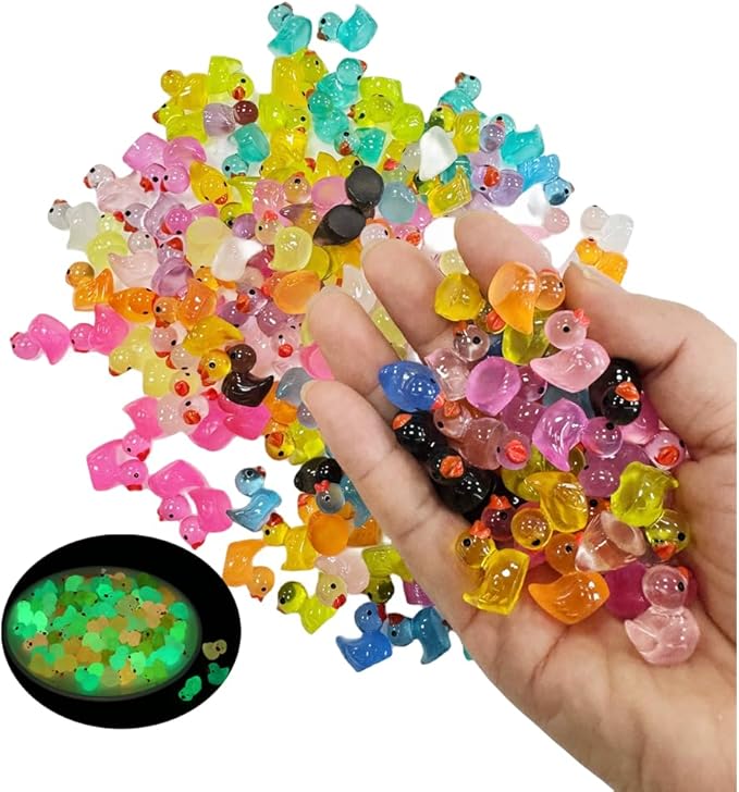 100pcs Mini Resin Black Duck,15 mm Dollhouse Décor Glow in The Dark for Aquarium Decor Micro Fairy Garden Landscape Hide,Seek Party Toys,Easter Basket Stuffer, Gift for All Ages