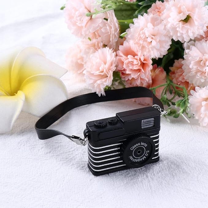 Mini Camera for Dolls, Dollhouse Miniature Digital SLR Camera Dolls House Decoration Mini Camera Ornament Vintage Camera Model Dollhouse Accessories