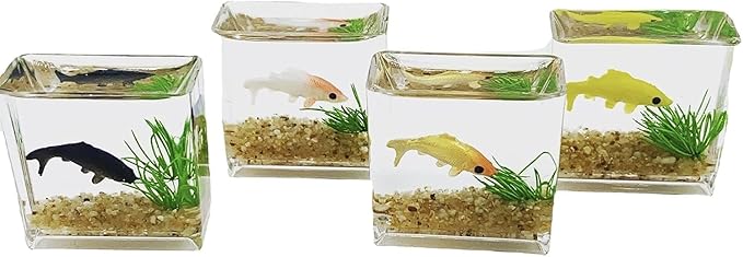 1Pc Fish Tank Toy, 1:12 Scale Miniature Dollhoue Accessories, Resin Dollhouse Fish Tank Accessories for Garden Scene Decor, Dollhouse Accessories (Random Color Square)
